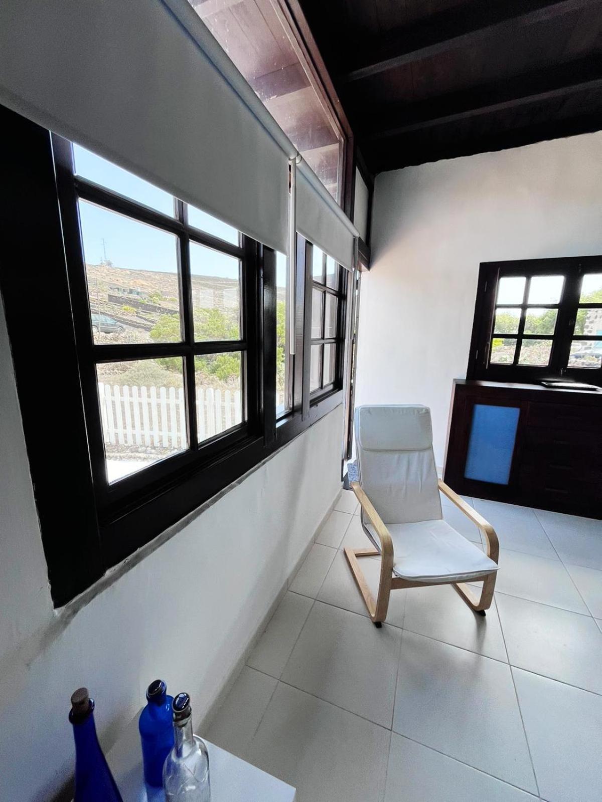 Villa Campo Y Lava Tías Exterior foto